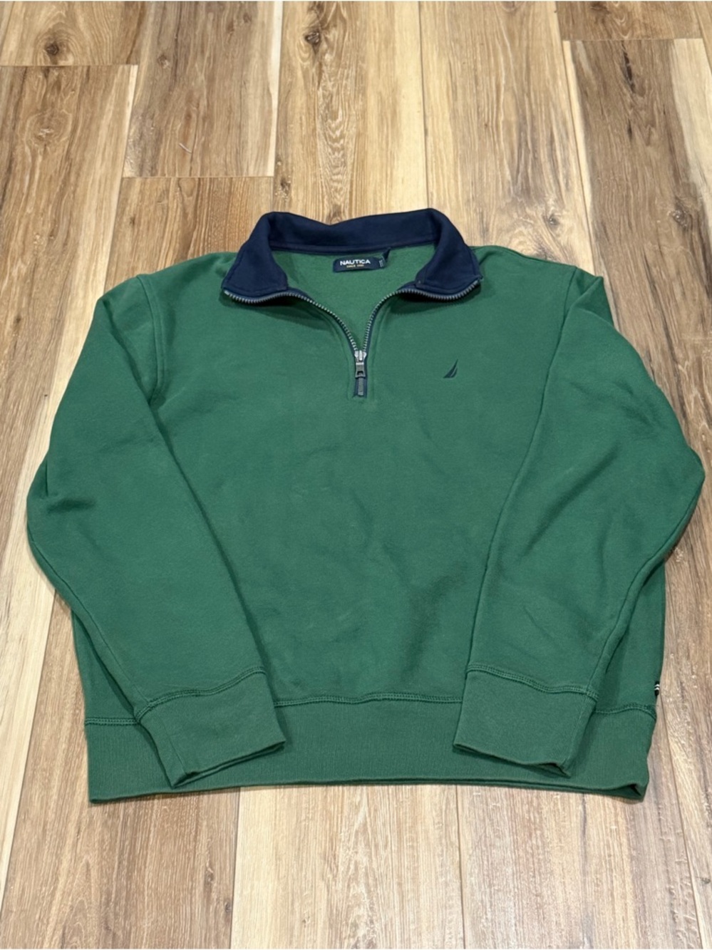 Nautica Men’s Green Quarter-Zip Sweater with Navy Collar